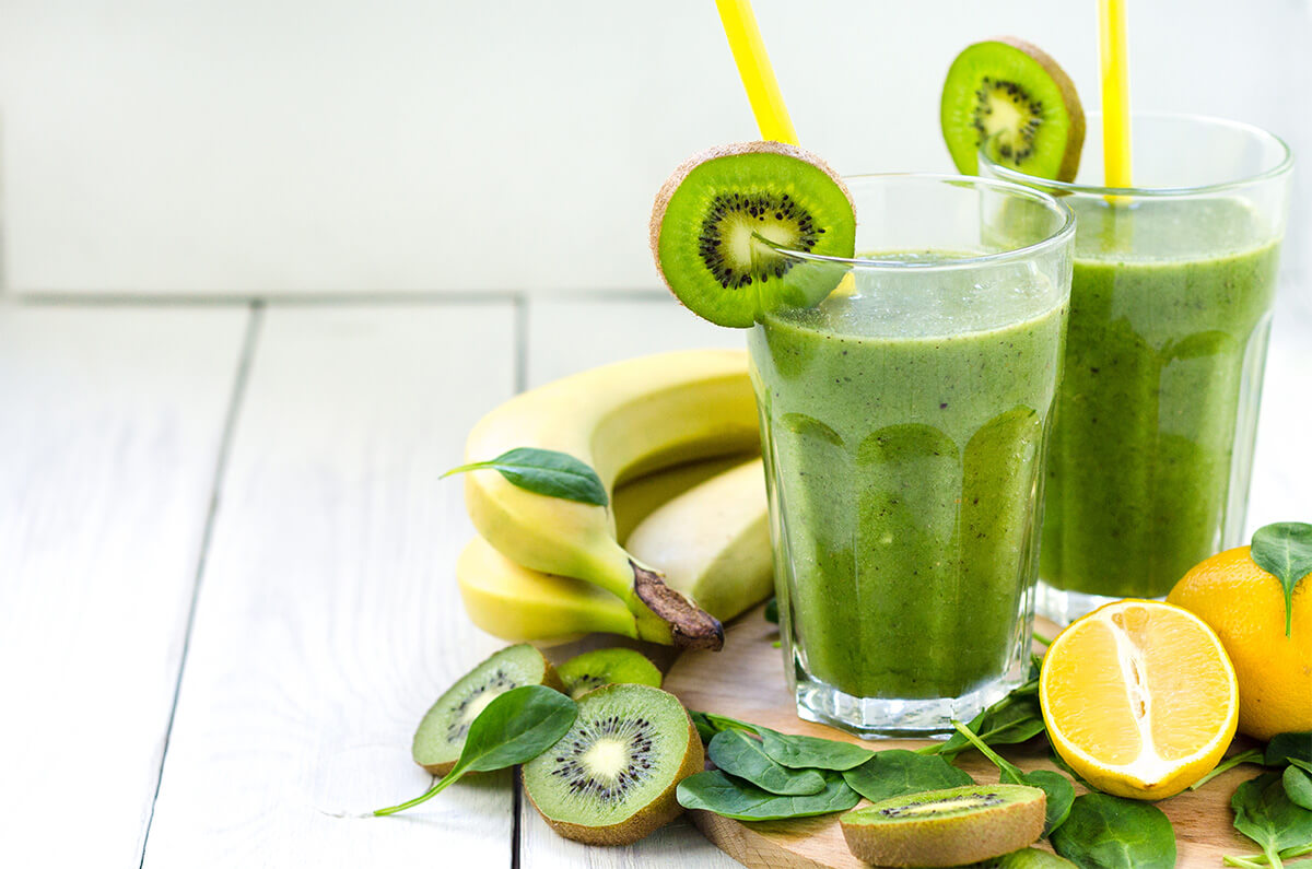 Feldsalat-Orange-Ingwer Green Smoothie